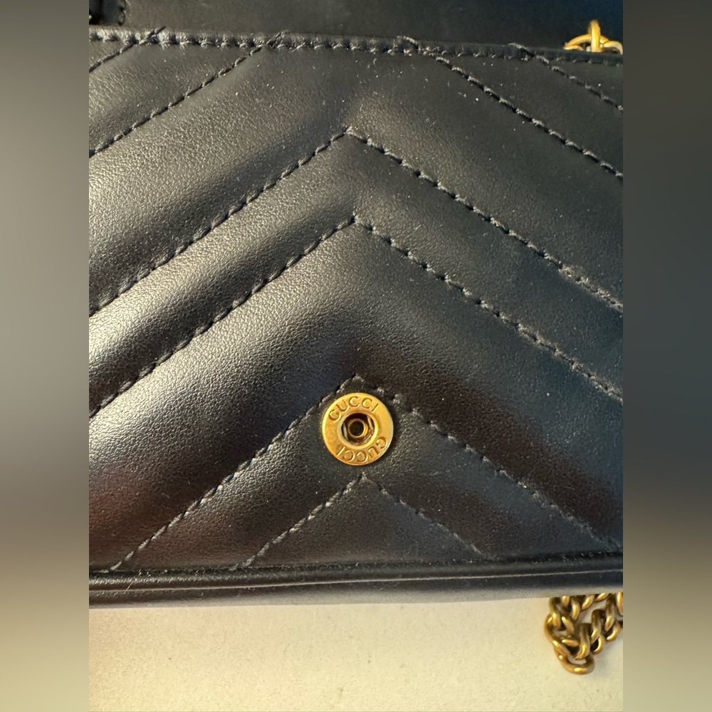EUC GG Marmont Mini Shoulder Bag - Picture 4 of 7